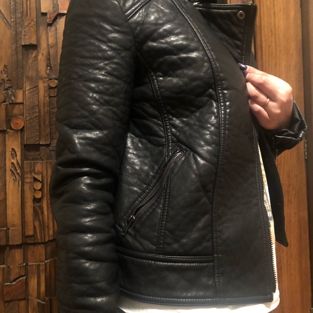 Motorcycle Jacket - Picture 2 of 3